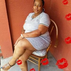 Meet your Posher, Sheneta